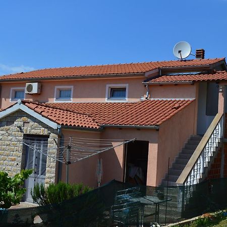 Apartment Ruzica Pula Exterior photo